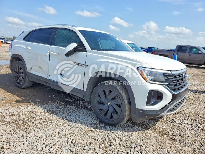 1V2JE2CA4RC200427 2024 Volkswagen 2.0 Se White