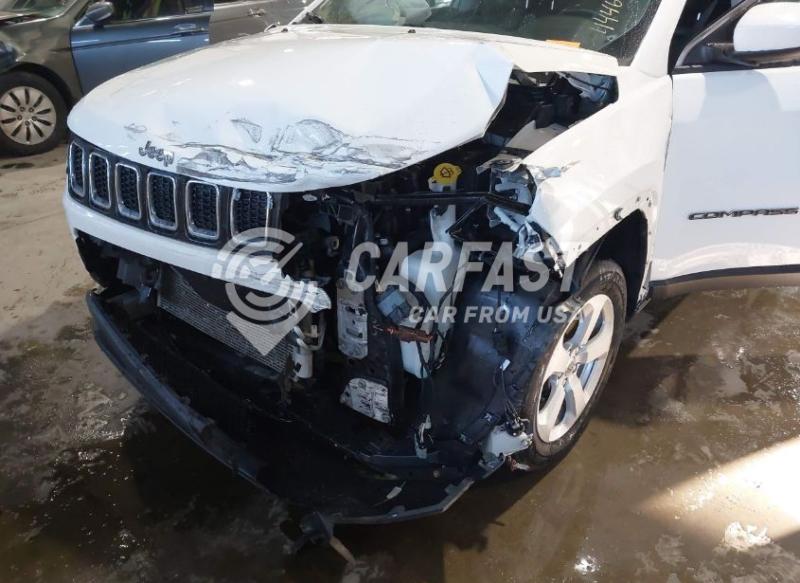 3C4NJDBB8LT240770 2020 Jeep Compass 2.4 Latitude 4X4 white