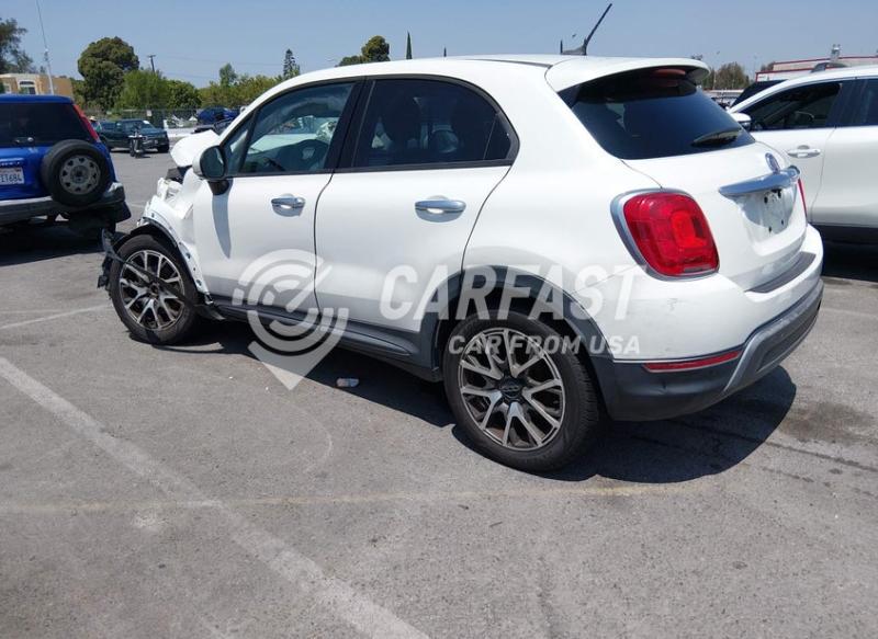 ZFBCFYET7GP339579 2016 Fiat 500x 2.4 Trekking Plus white