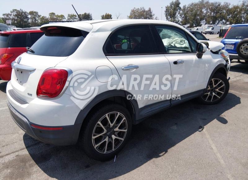 ZFBCFYET7GP339579 2016 Fiat 500x 2.4 Trekking Plus white