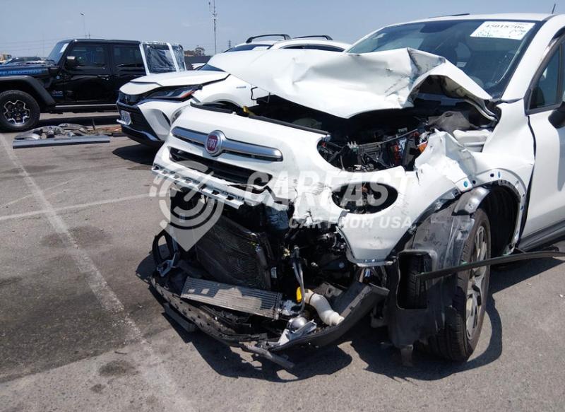 ZFBCFYET7GP339579 2016 Fiat 500x 2.4 Trekking Plus white