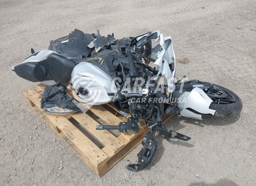 Kawasaki Zx400 2025 ML5ZXCS15SDA38486 из США